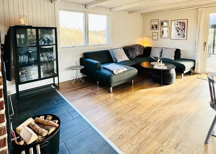 Vakantiehuis Light In The Dunes Near Denmark's Coast *