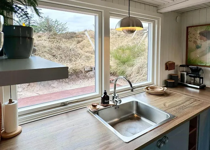 Vakantiehuis Light In The Dunes Near Denmark's Coast *